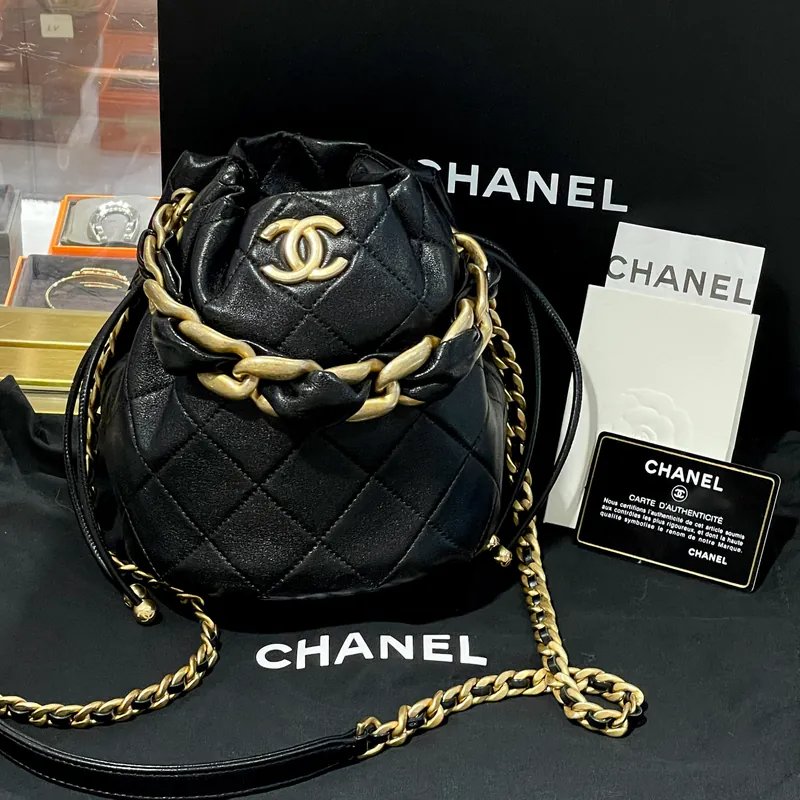 CHANEL AS2390 bucket bag black glossy lambskin gold buckle Drawstring Bag