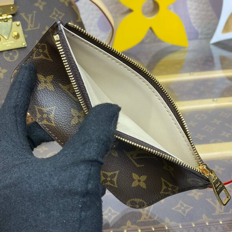 Louis Vuitton Alma Trunk M11114