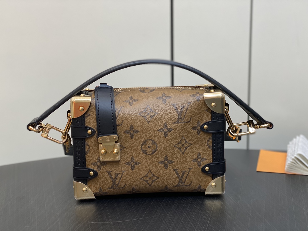 Louis Vuitton M46358 Side Trunk MM Monogram